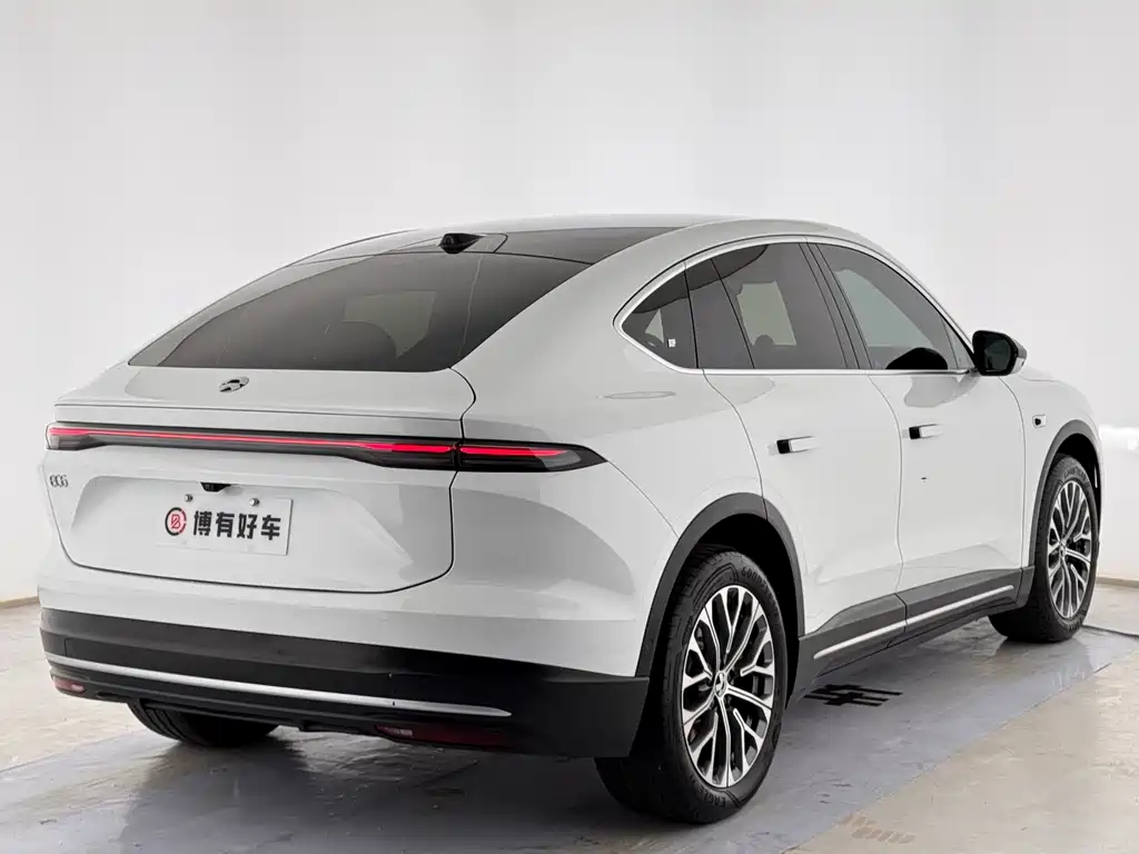 NIO EC6 — миниатюра 13