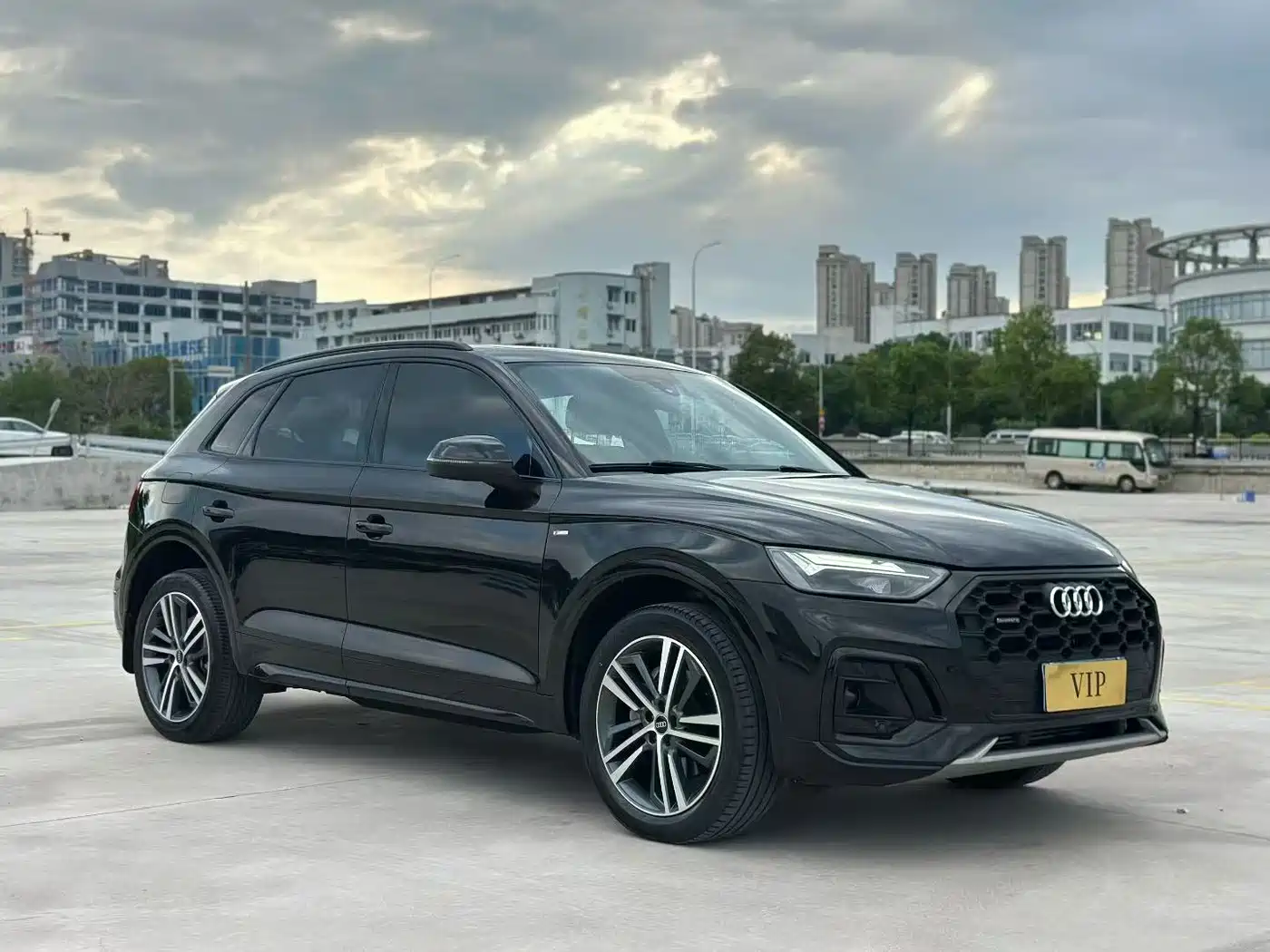 奥迪Q5L 2023款 40T 豪华致雅型 2023