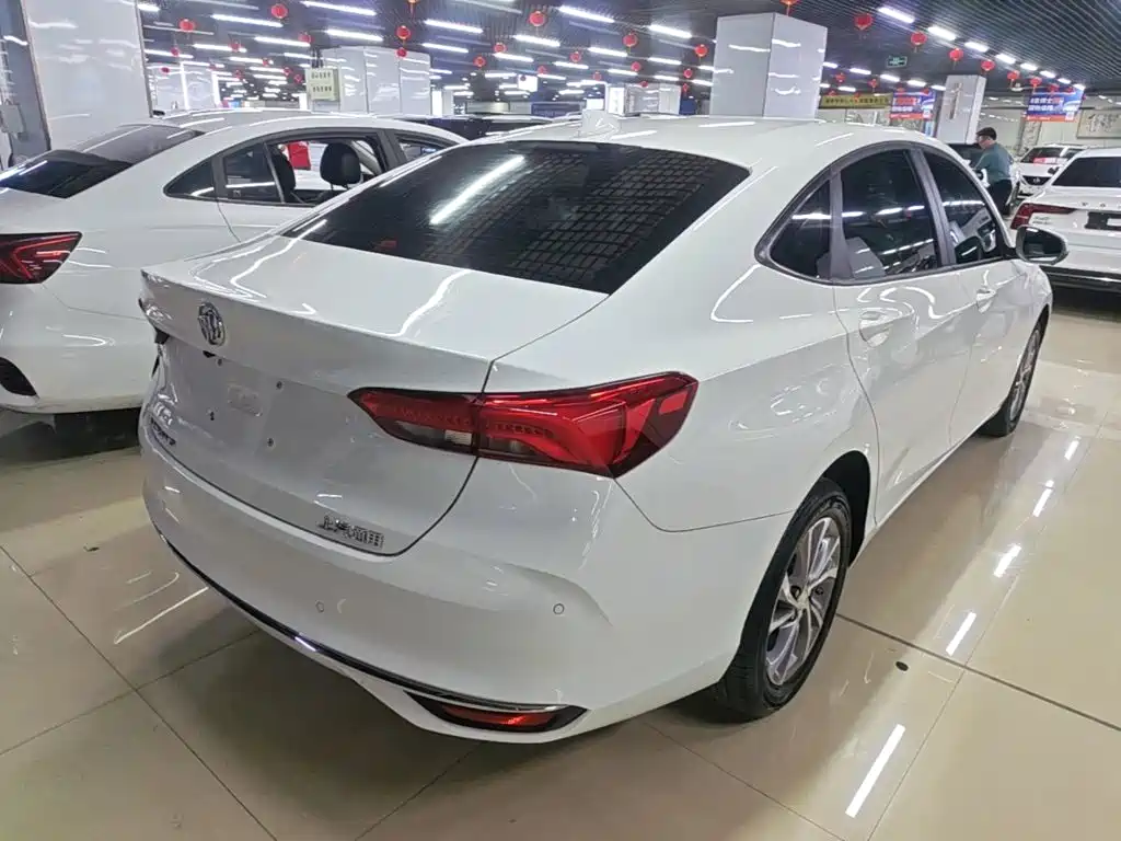Buick Verano — миниатюра 7