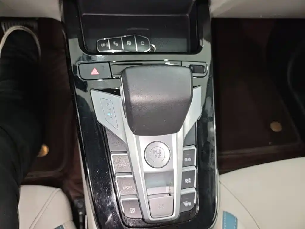 BYD Yuan Pro — миниатюра 14