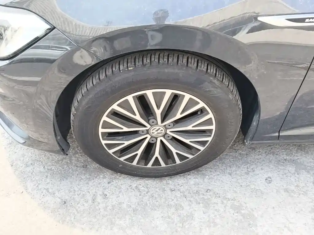 Volkswagen Sagitar — миниатюра 23