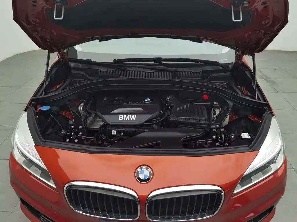 BMW 2 Series Active Tourer — миниатюра 6