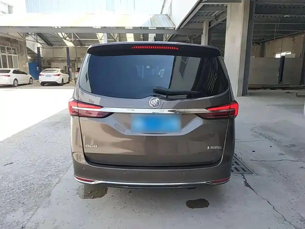 Buick GL8 — миниатюра 6
