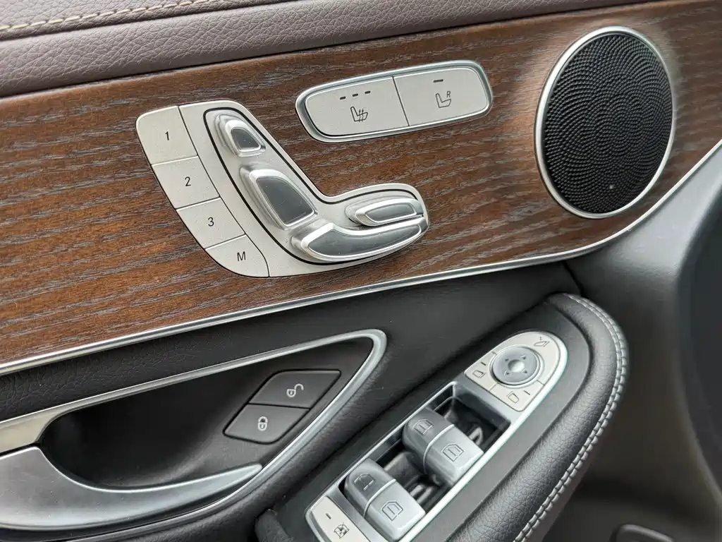 Mercedes-Benz GLC — миниатюра 12