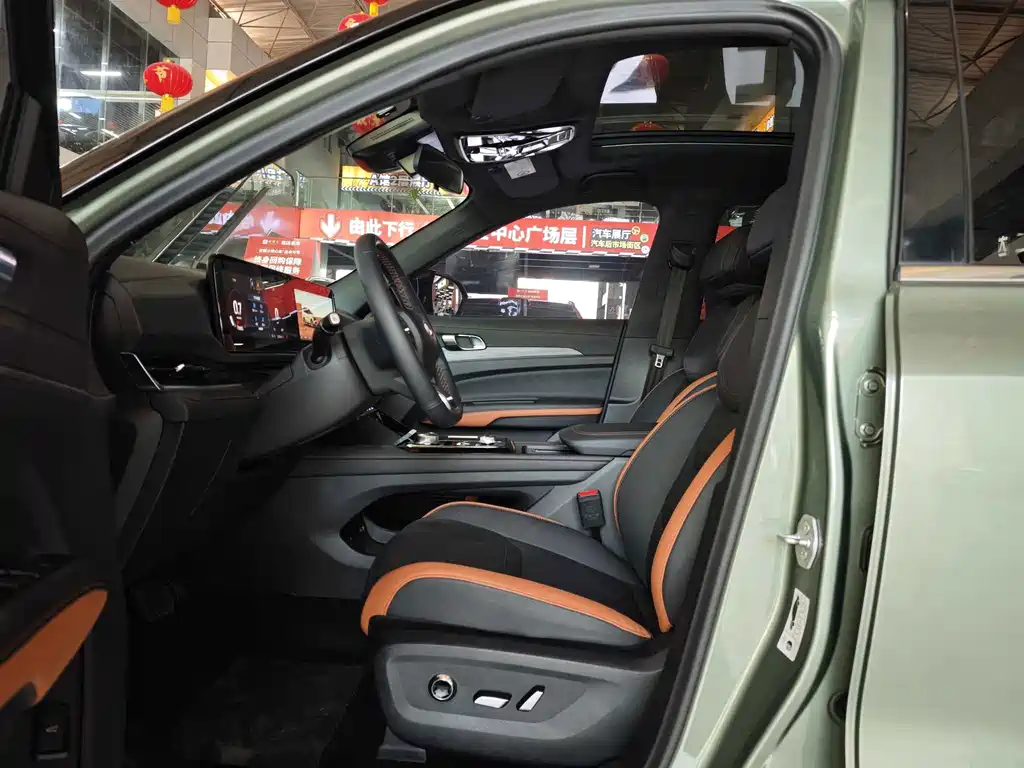Ford Equator Sport — миниатюра 11