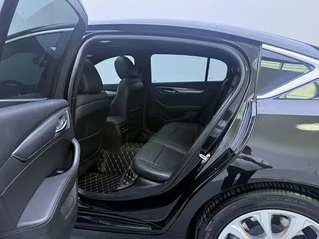 Cadillac CT5 — миниатюра 11