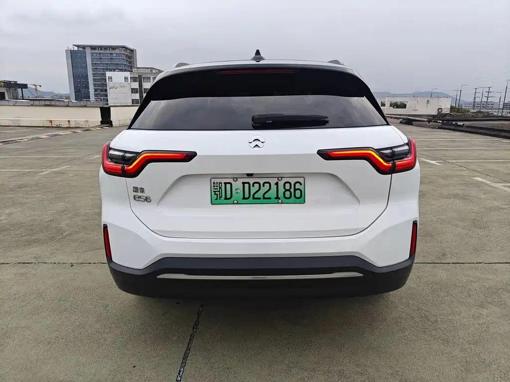NIO ES6 — миниатюра 8