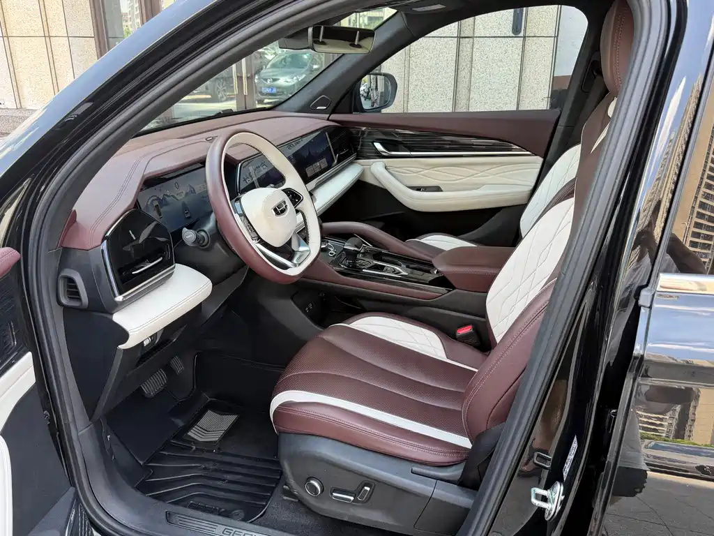 Geely Xingyue L — миниатюра 4