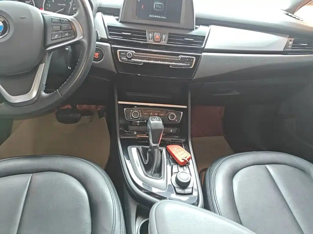 BMW 2 Series Active Tourer — миниатюра 14