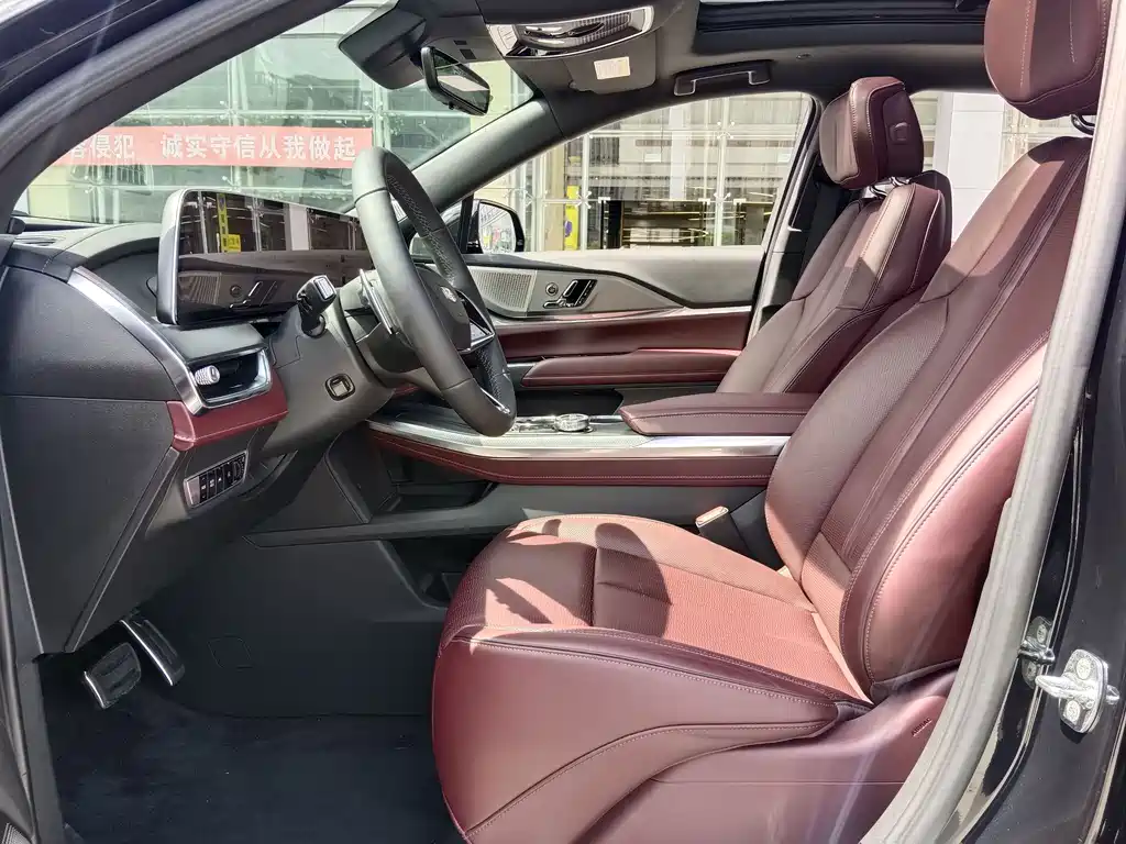Cadillac XT5 — миниатюра 9