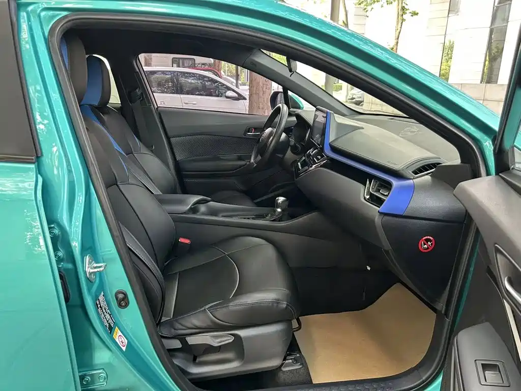 Toyota C-HR — миниатюра 15