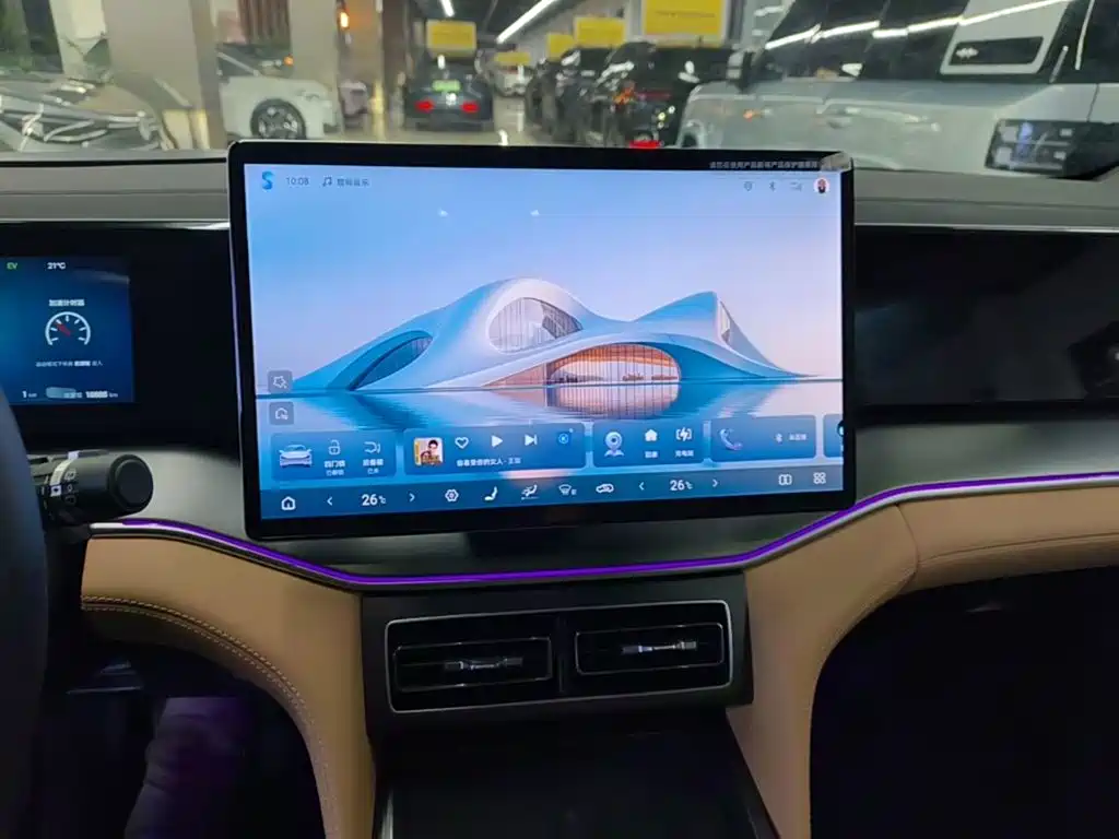 BYD L DM-i — миниатюра 13