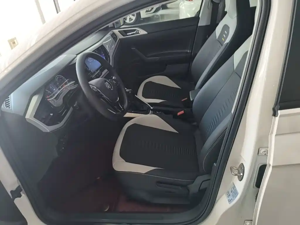 Volkswagen Polo — миниатюра 15