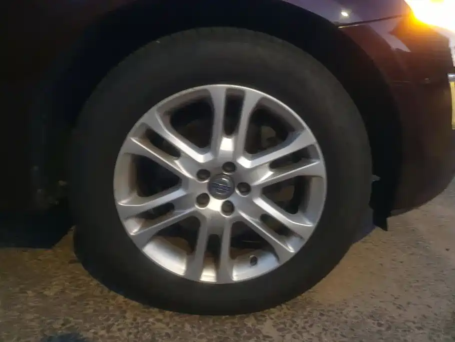 Volvo XC60 — миниатюра 6