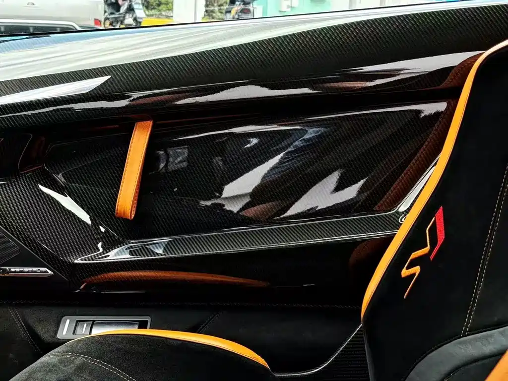Lamborghini Aventador — миниатюра 7