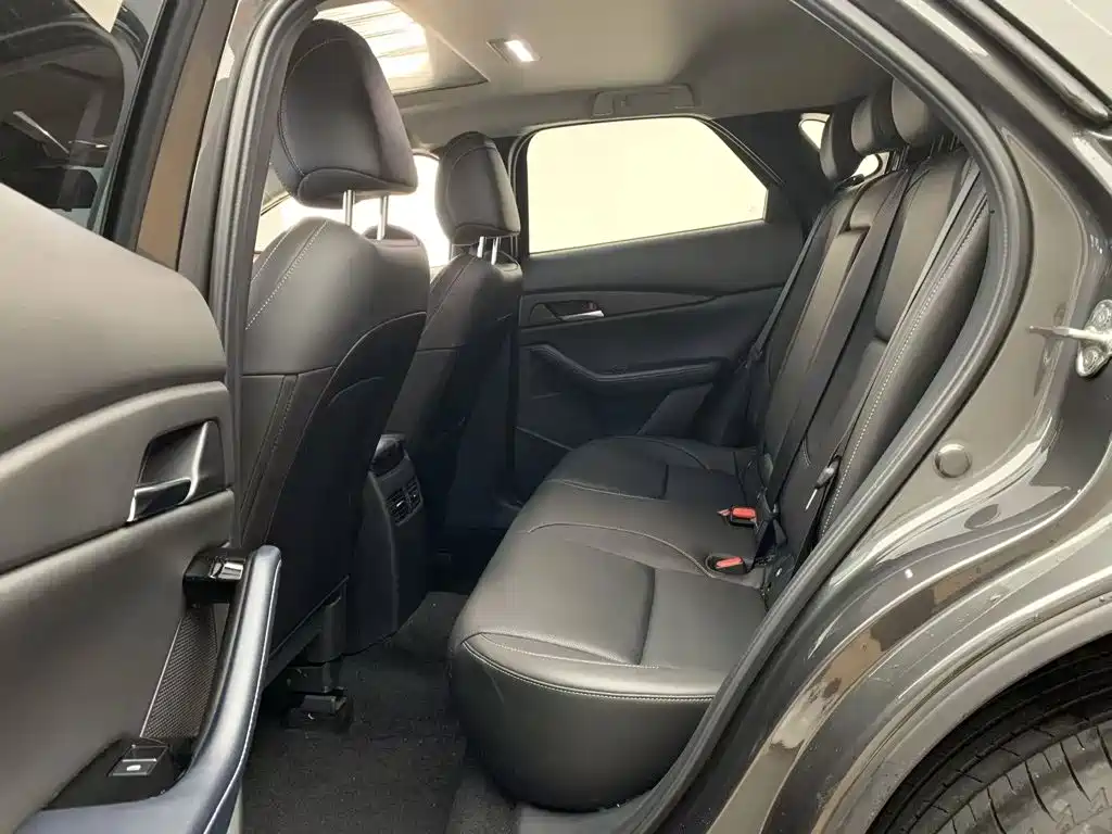 Mazda CX-30 — миниатюра 4