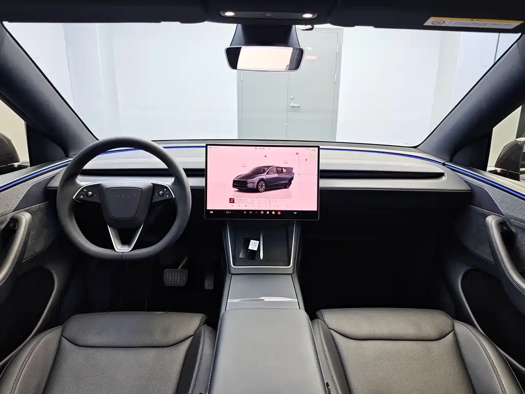 Tesla Model Y L — миниатюра 8