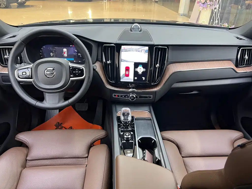 Volvo XC60 — миниатюра 20