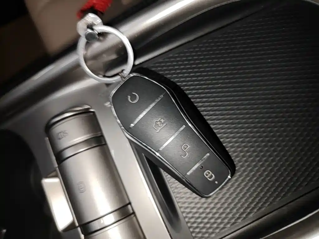 BYD Dolphin — миниатюра 9