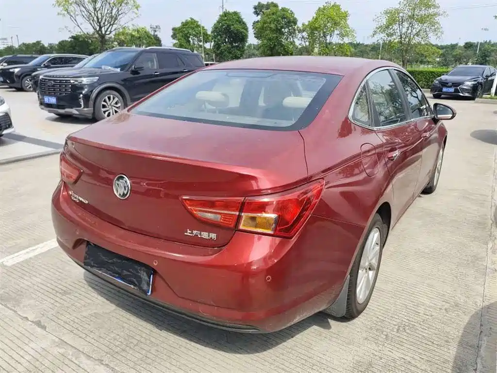 Buick Verano — миниатюра 7