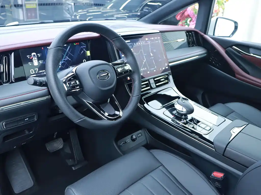 GAC Motor M8 Grandmaster Series 400T Supreme Edition, фото 5