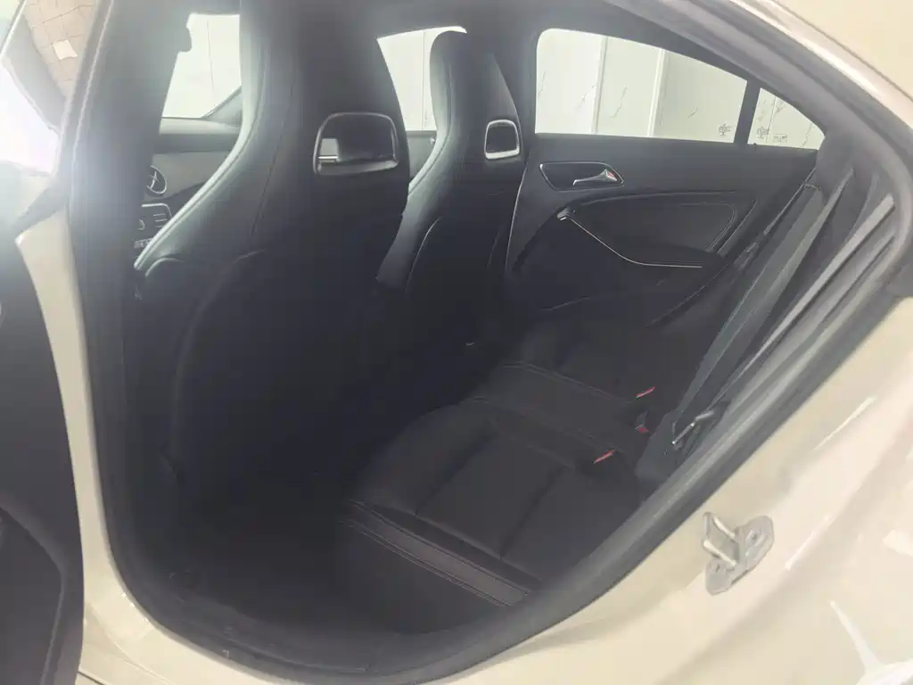 Mercedes-Benz CLA (Import) Facelift CLA 200 Fashion Type, фото 6