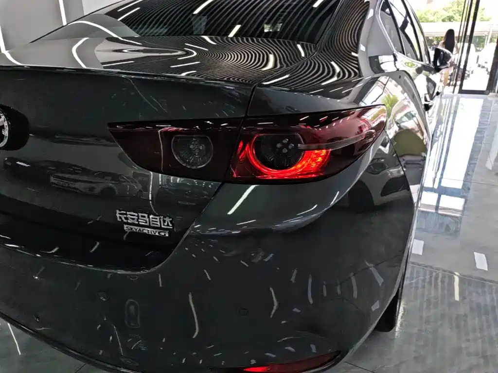 Mazda 3 Axela — миниатюра 8