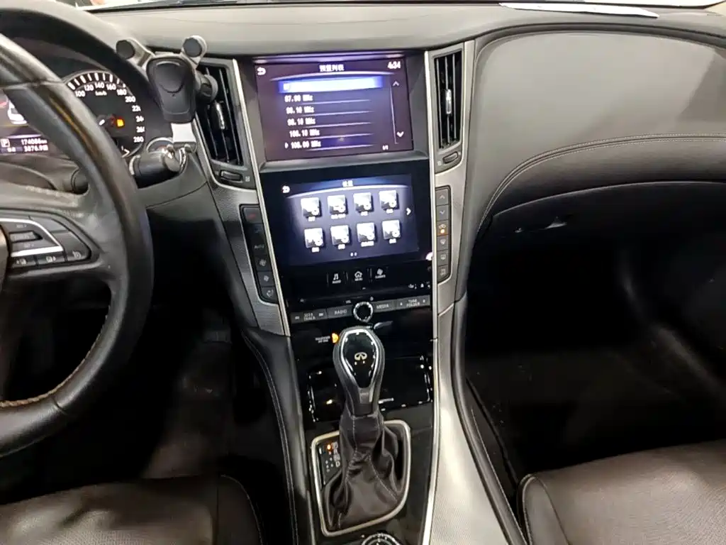 Infiniti Q50L — миниатюра 13