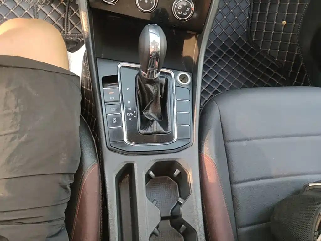 Volkswagen Bora — миниатюра 14