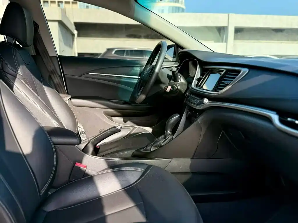 Buick Excelle — миниатюра 6