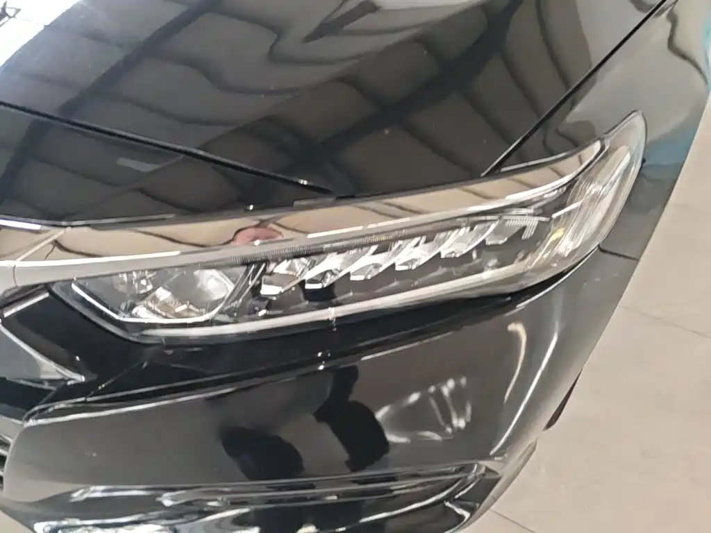 Honda Accord — миниатюра 24