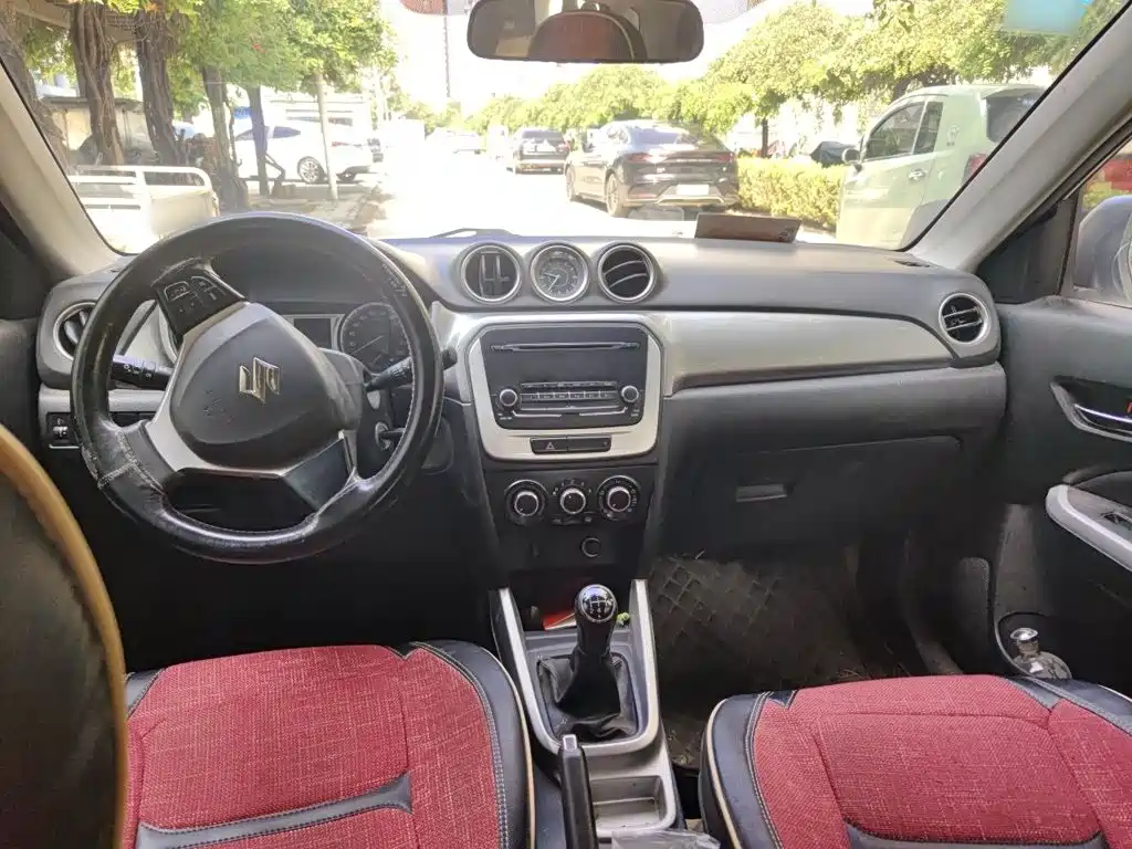 Suzuki Vitara — миниатюра 6