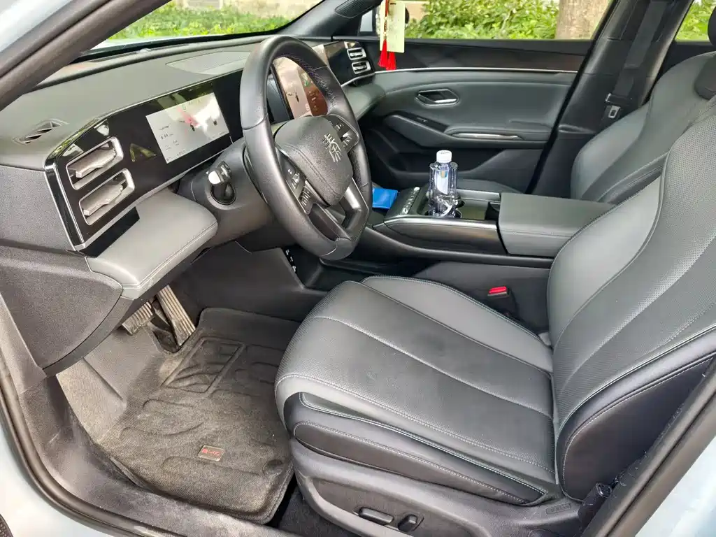 BYD Qin L L 2026 DM-i 210KM