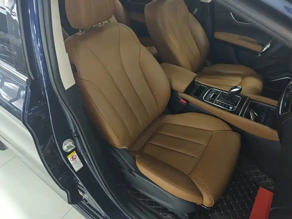 BYD MAX — миниатюра 25