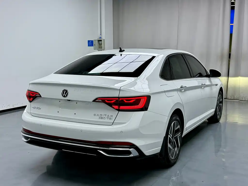 Volkswagen Sagitar — миниатюра 17