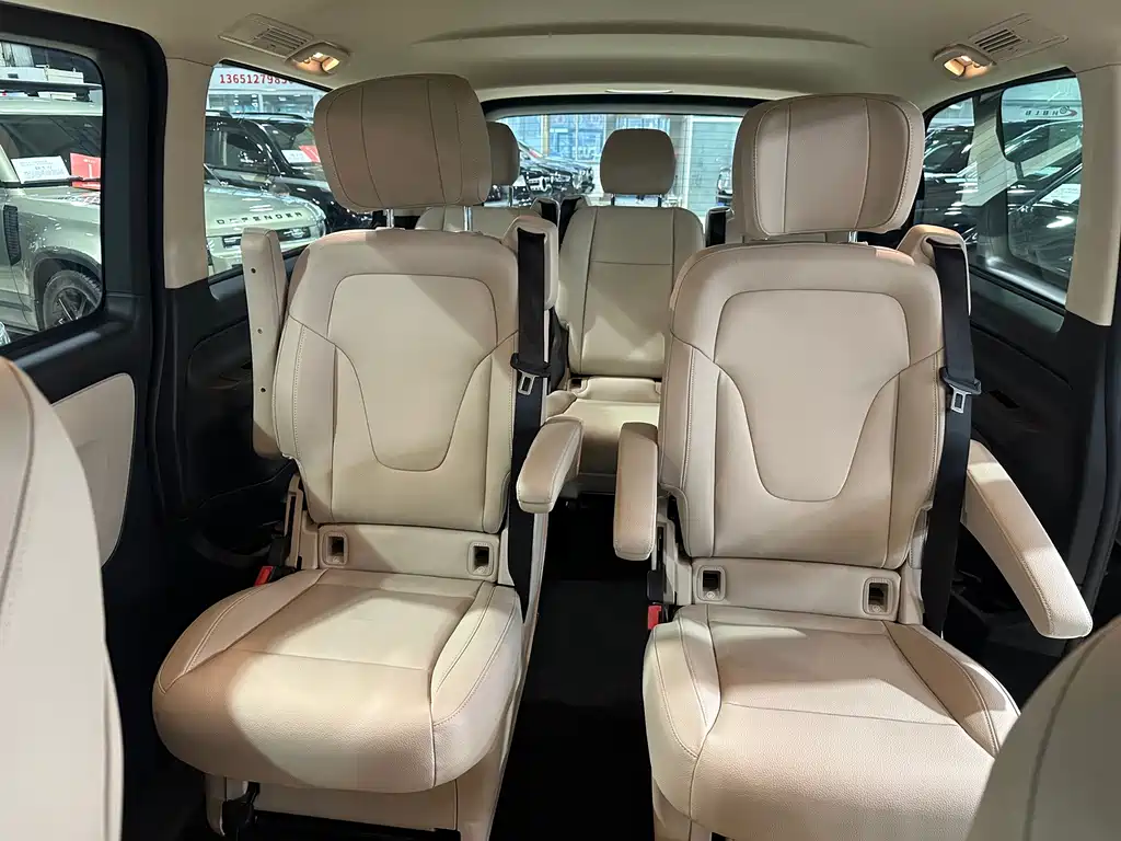 Mercedes-Benz Vito — миниатюра 7