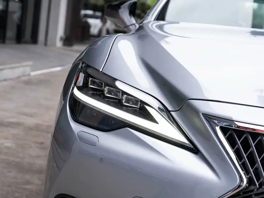 Lexus LS 2021 500h Executive