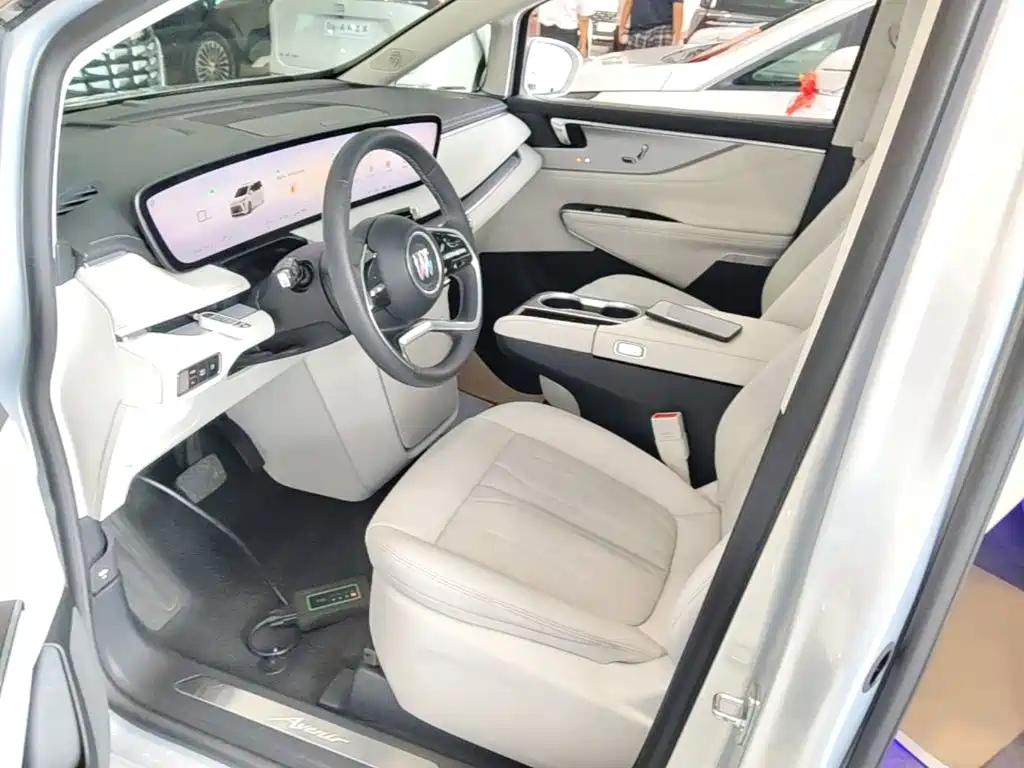 Buick GL8 Hybrid — миниатюра 15