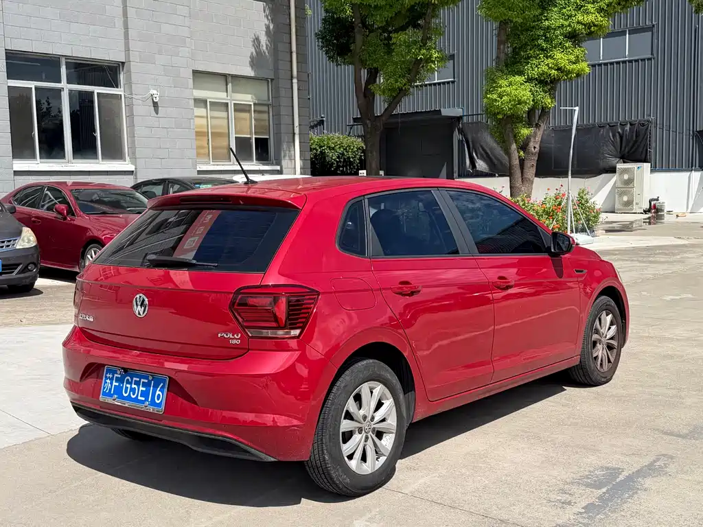 Volkswagen Polo — миниатюра 4