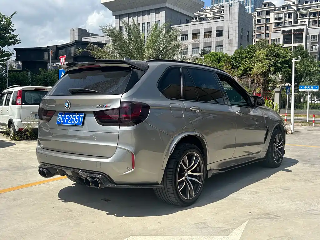 BMW X5 M — миниатюра 9
