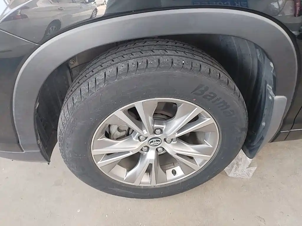 Toyota Highlander — миниатюра 23