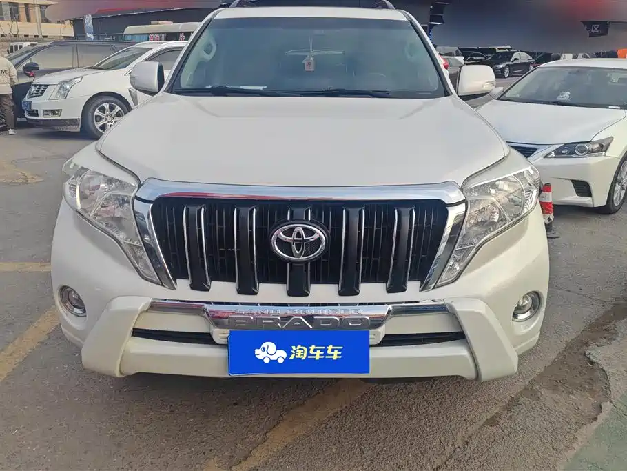 TOYOTA PRADO