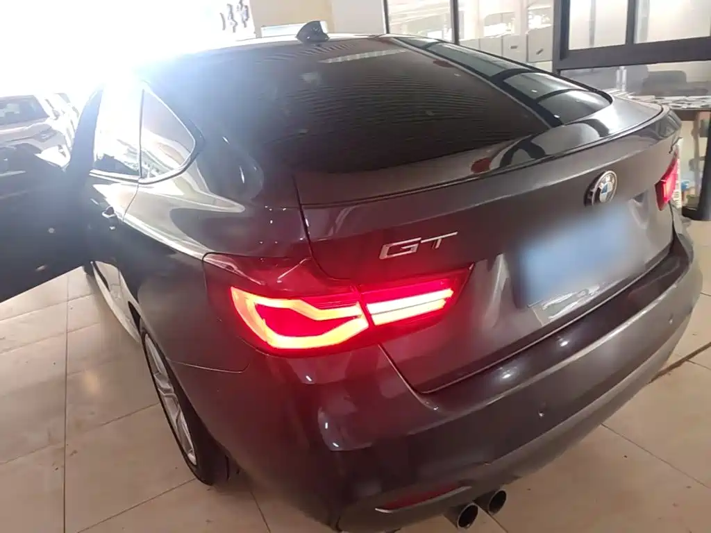 BMW 3 Series GT — миниатюра 5