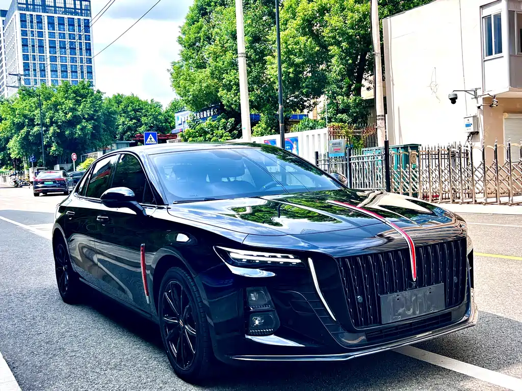 Hongqi Hongqi H5 — миниатюра 3