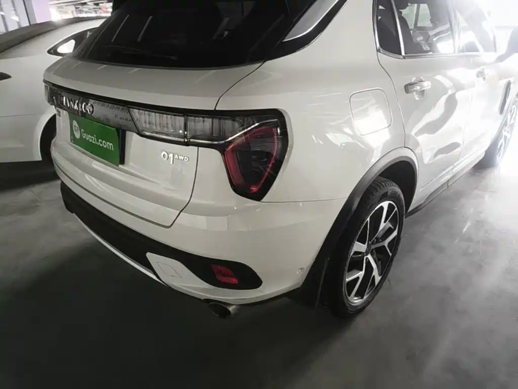 Lynk & Co 01 — миниатюра 8
