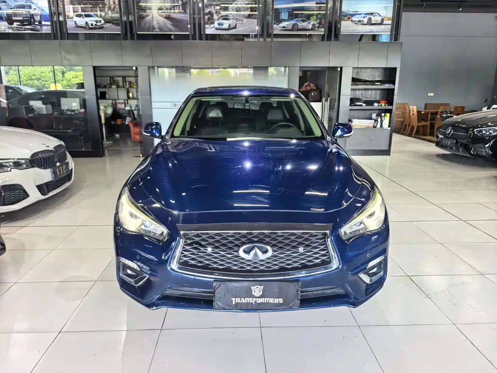 Infiniti Q50L 2018 2.0T VI