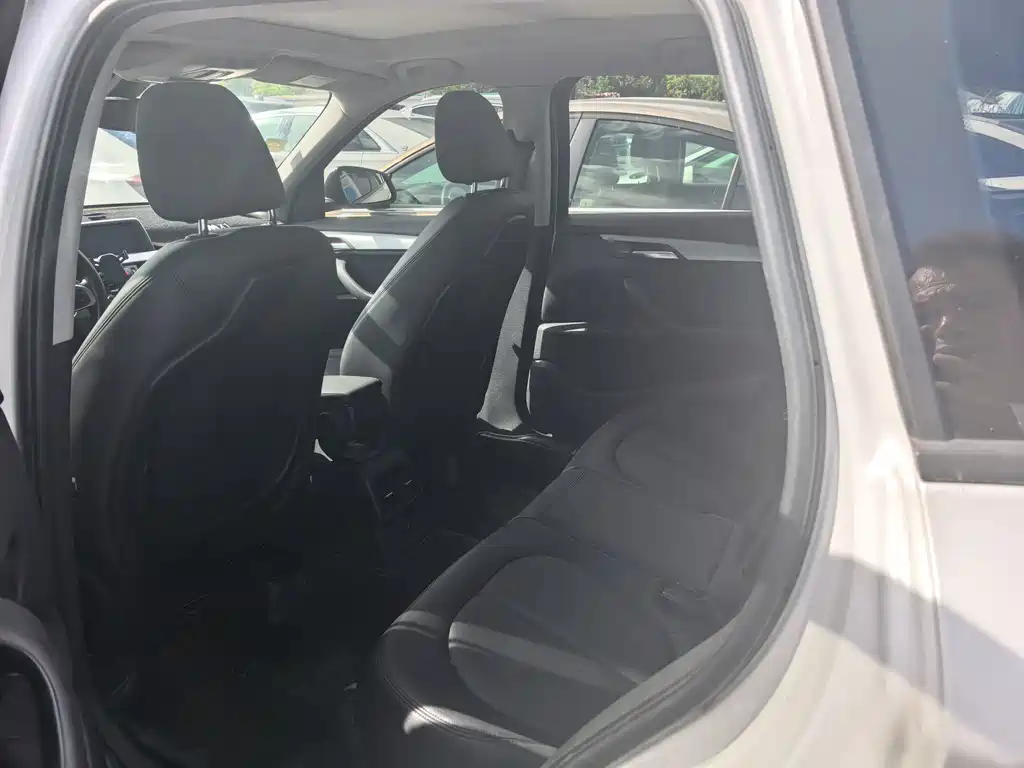 BMW X1 — миниатюра 7
