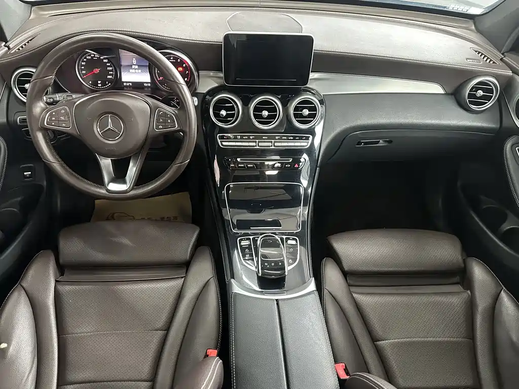 Mercedes-Benz GLC — миниатюра 8