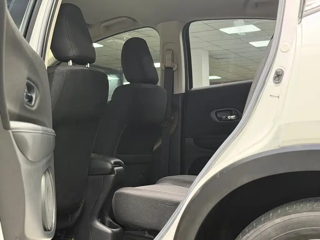 Honda Vezel — миниатюра 8