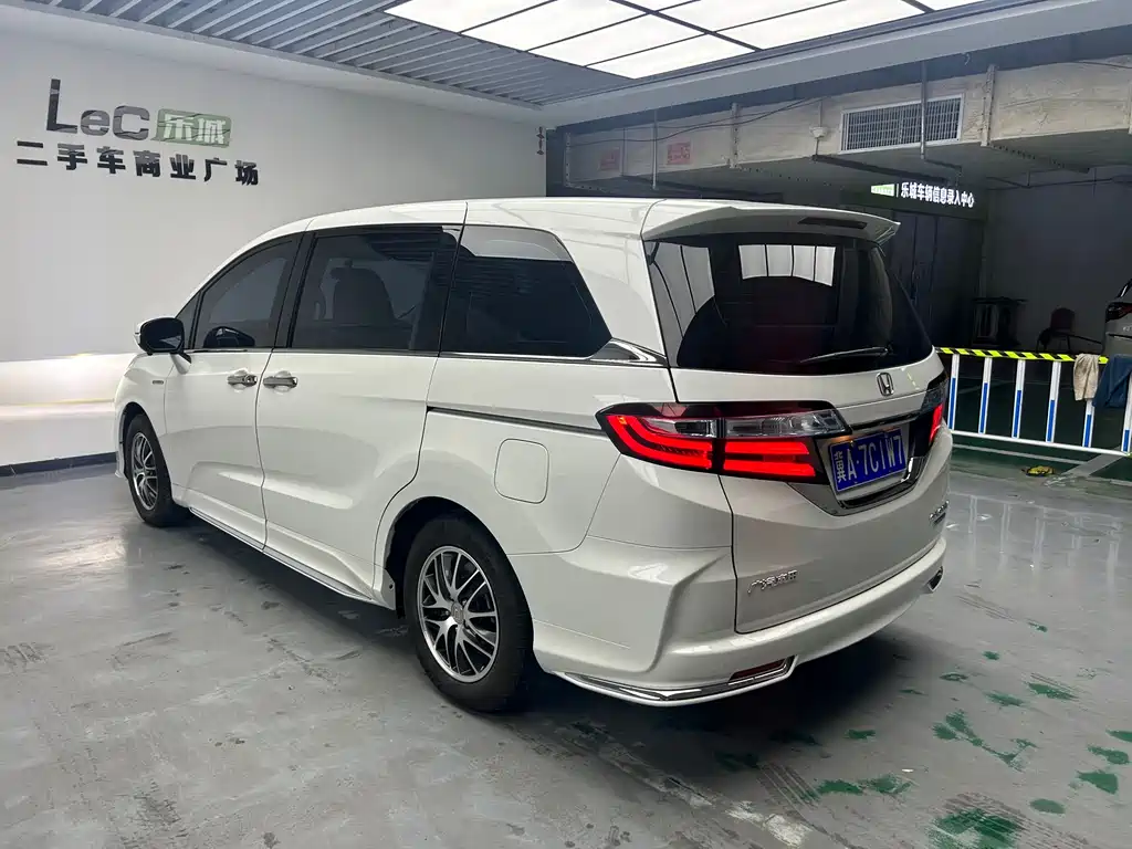 Honda Odyssey 2021 2.0L